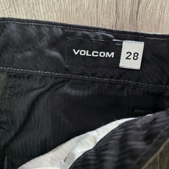Volcom Men’s Gray Shorts Size 28 Cotton Polyester Blend Casual Wear beach summer - Picture 3 of 4